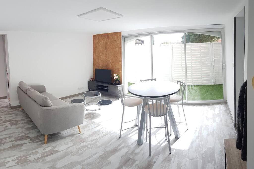 Joli Appartement 2 Chambres A Martigues Buitenkant foto